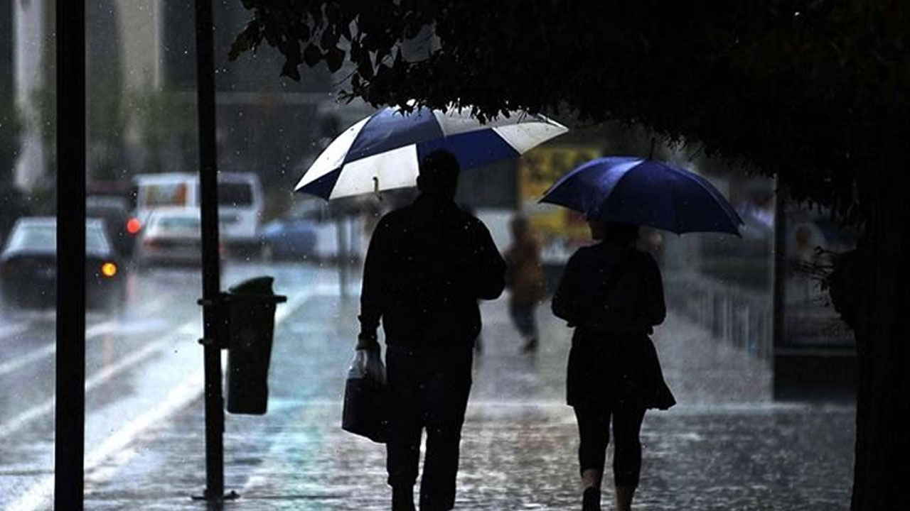 Meteoroloji son raporu yayımladı! Yağmurlu hava geri dönüyor