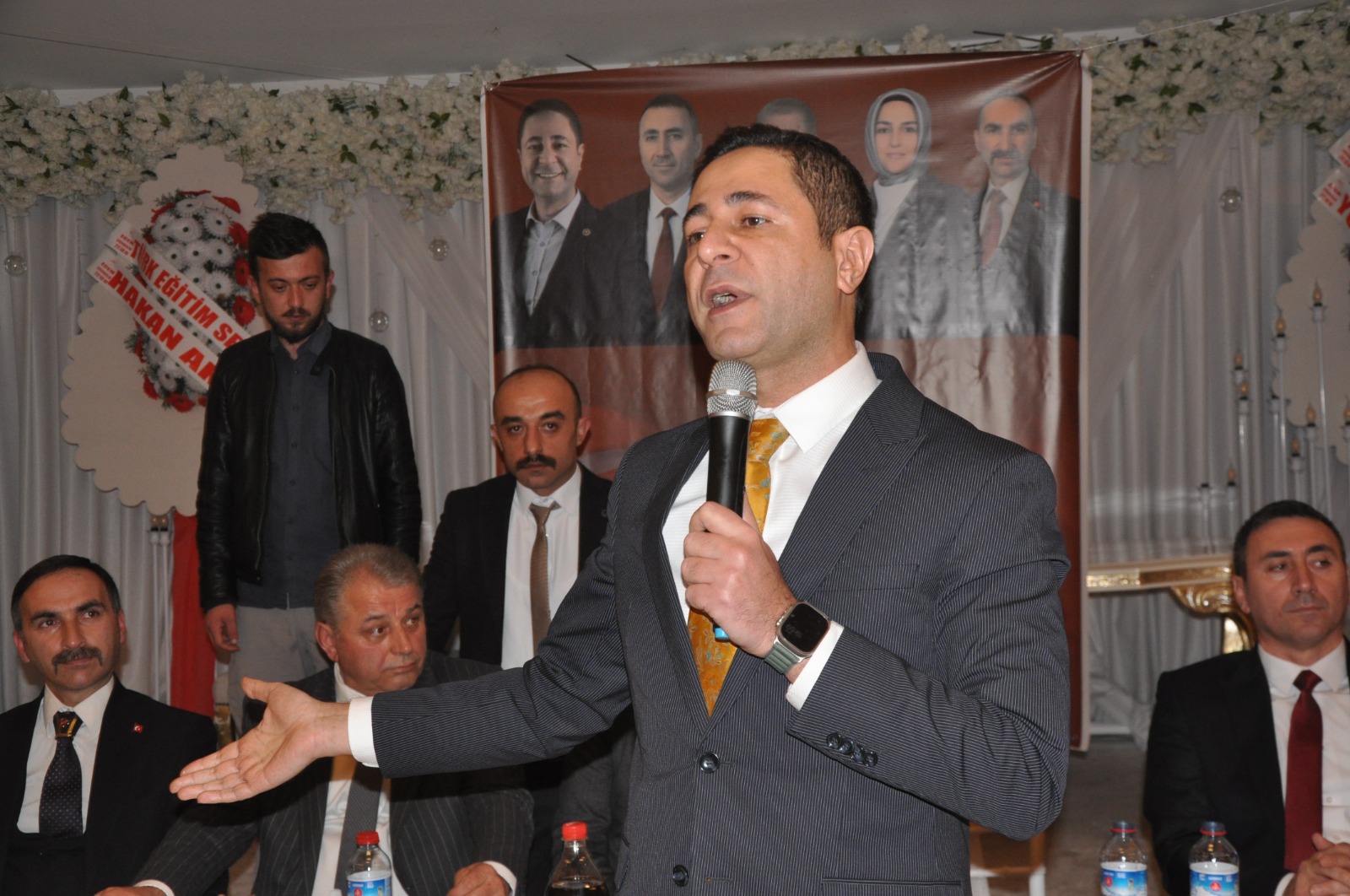 MHP Tokat adaylarını itfarda tanıttı
