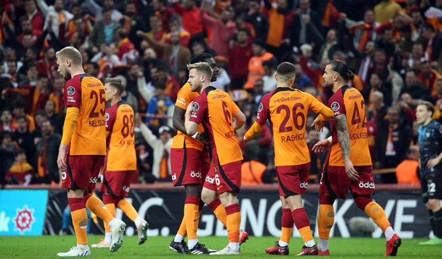 Galatasaray'dan milli ara dönüşü kritik 3 puan