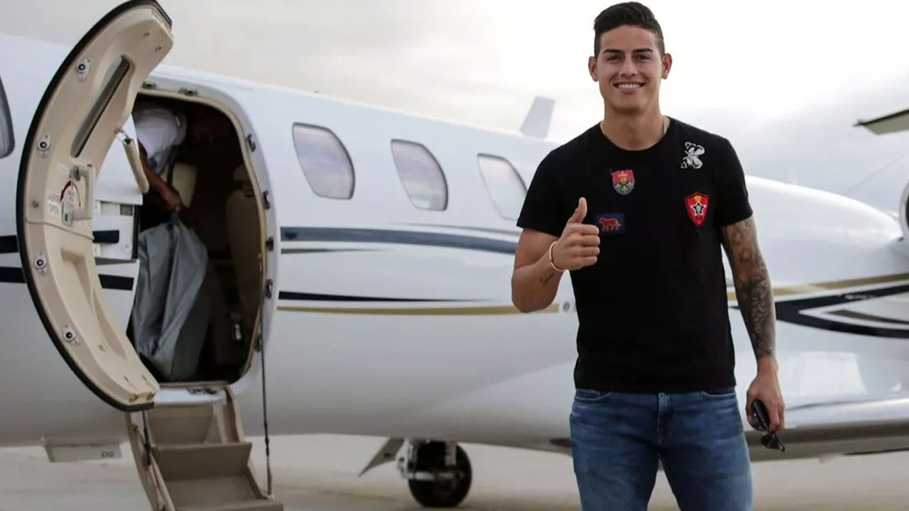 Yeni sezonun ilk transferi James Rodriguez! Havalimanında unutulmaz karşılama