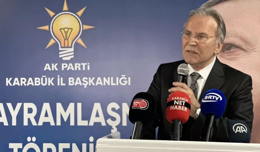 'Seçimden sonra parti tabelasını indirecek gibi görünüyorlar'