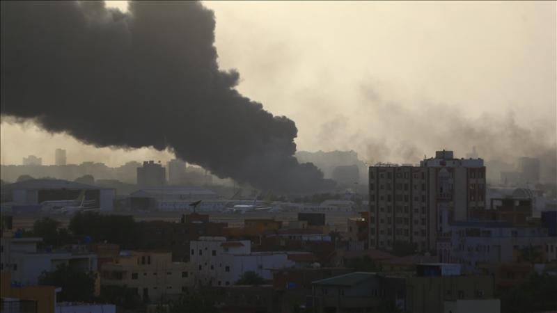 Sudan'daki Türk vatandaşlarının tahliyesine başlandı