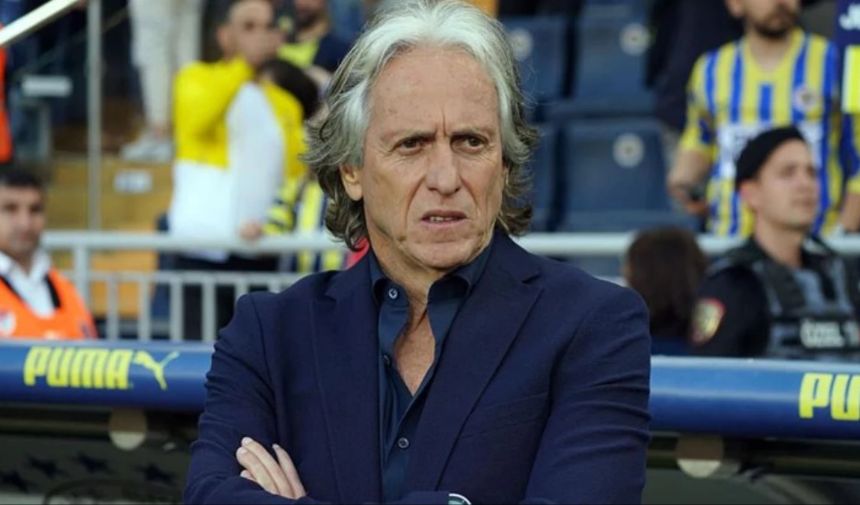 Jorge Jesus da çare olmadı! Fenerbahçe'nin şampiyonluk hasreti 9 yıla çıktı