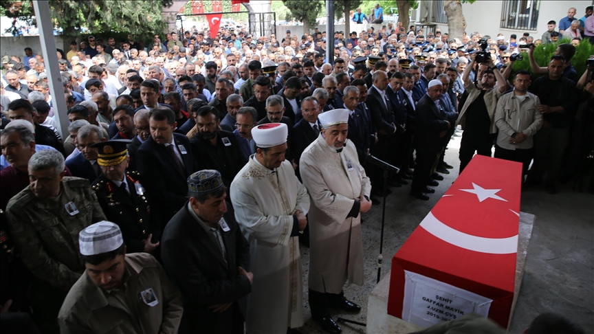 Şehitlerimizi uğurladık