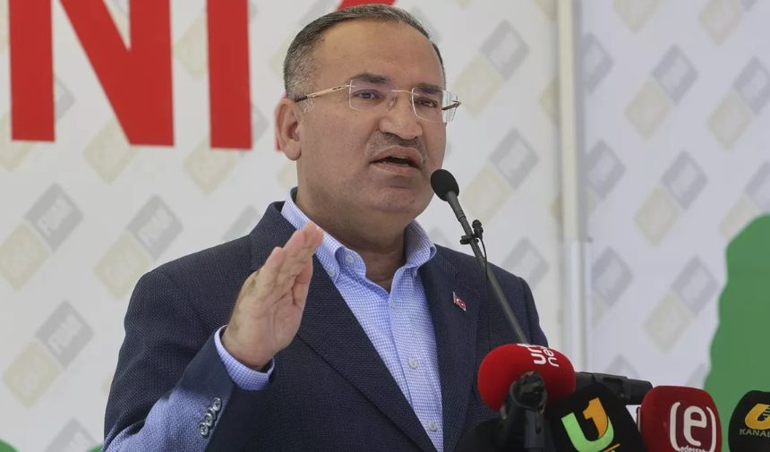 Bakan Bozdağ'dan Kılıçdaroğlu'na özür çağrısı: Kumpasa destek vermiş olduğunu itiraf etti