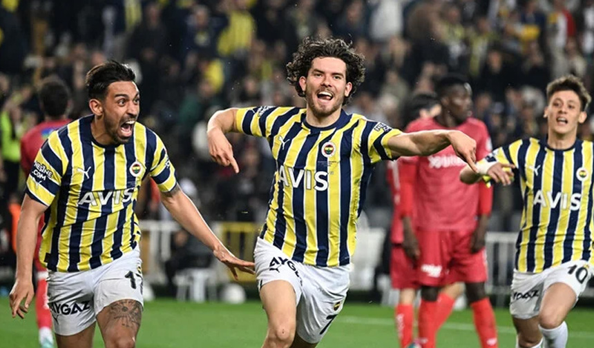 Sivasspor'u yenen Fenerbahçe, Türkiye Kupası'nda finalde