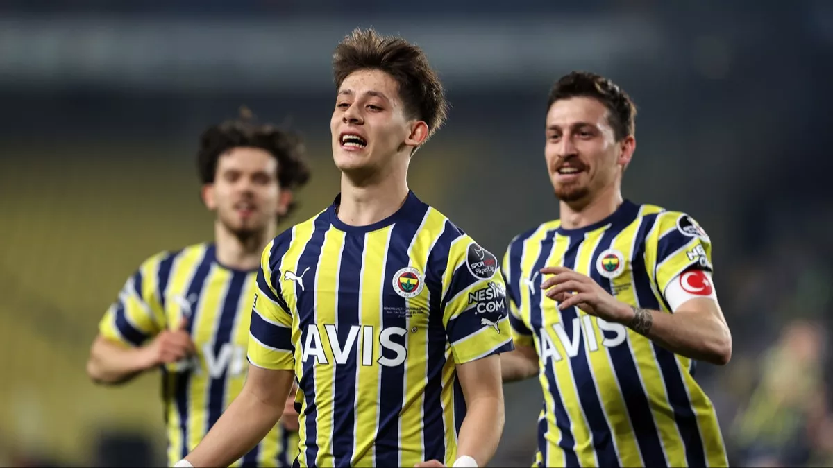 Fenerbahçe taraftarı bu haberi bekliyordu! Arda Güler kararını verdi