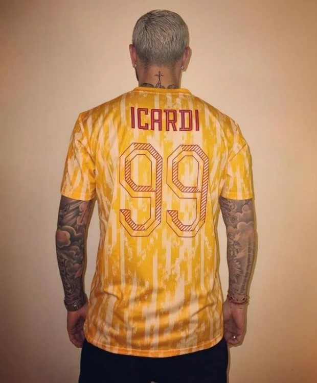 mauro-icardi-bombalari-pes-pese-patlatti-15930104_7259_m