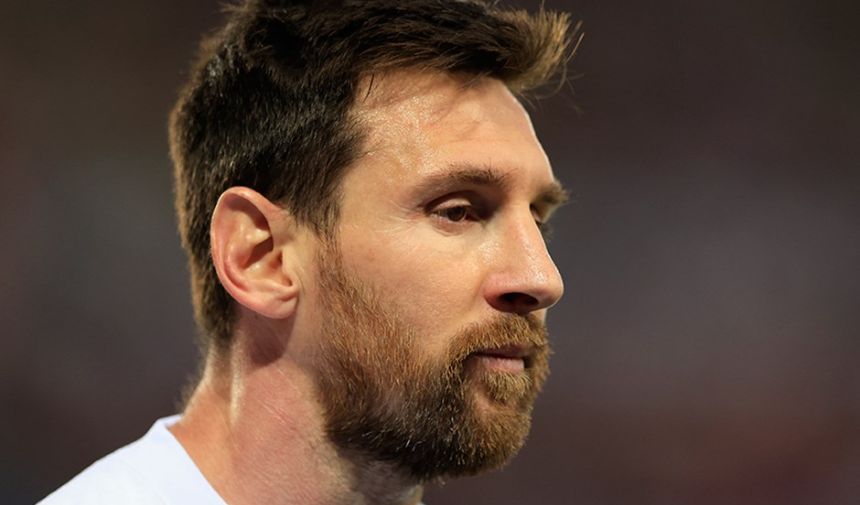 Messi adını bir rekora daha yazdı; PSG, Ligue 1 tarihinin en iyisi oldu