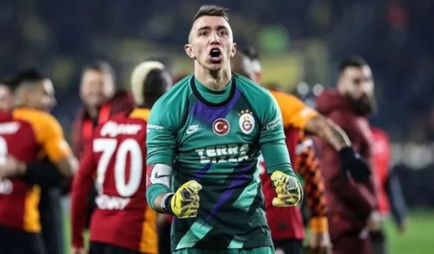 Galatasaray, derbiye şampiyon çıkarsa yapılacak Muslera tezahüratı Fenerbahçe taraftarını çıldırtacak