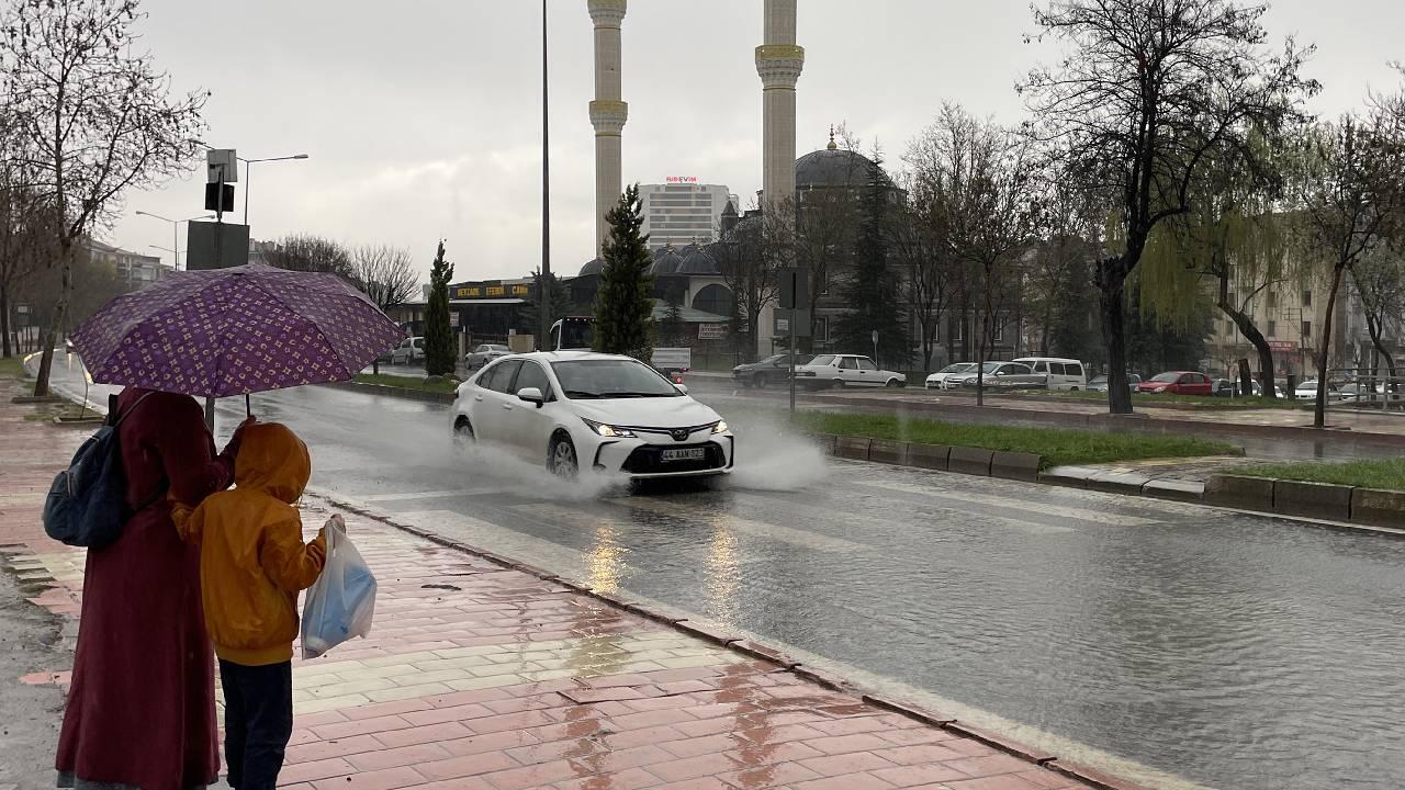 Batı Akdeniz için sağanak uyarısı