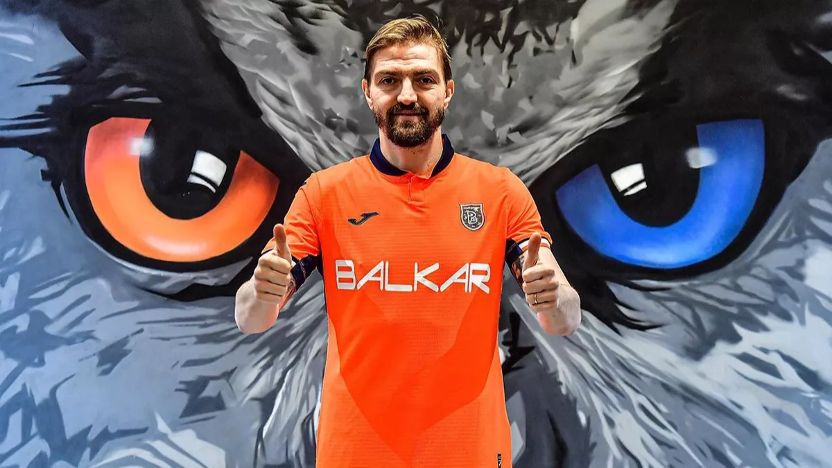 Ve Caner Erkin hayırlı olsun! Yeni yılın ilk transferi