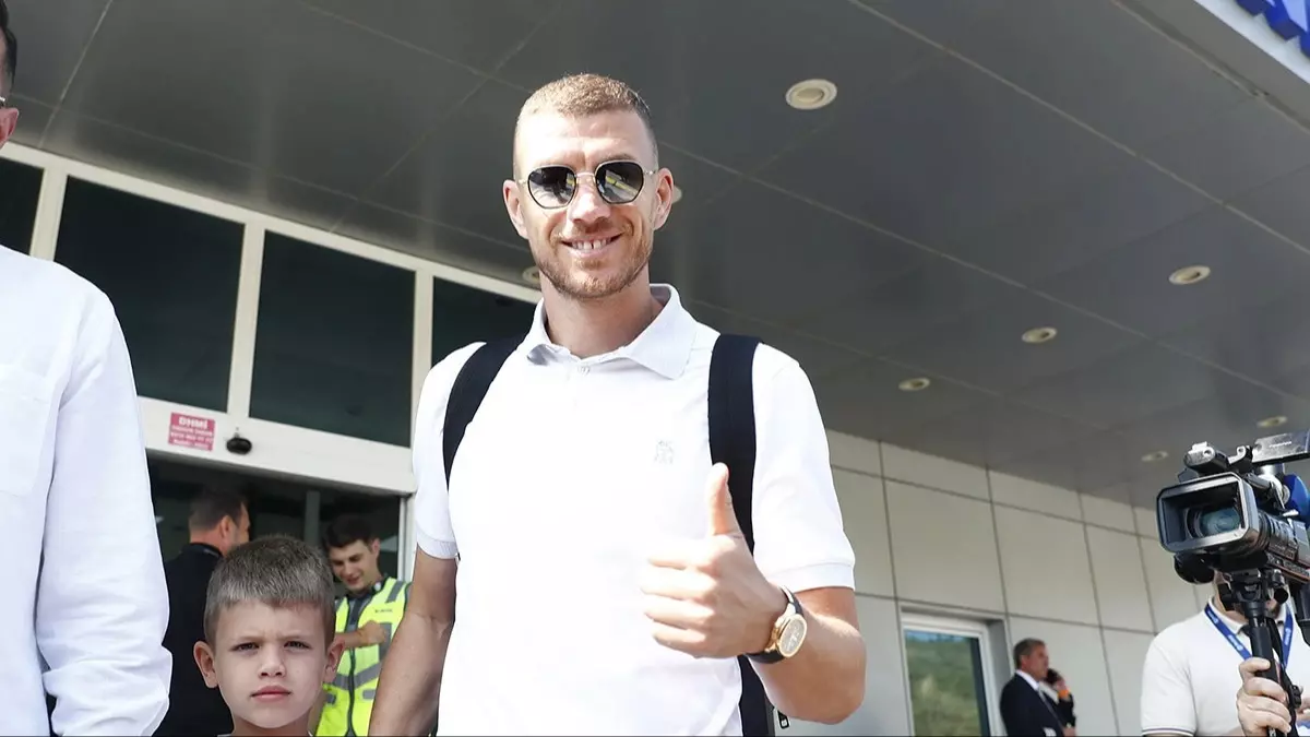 Edin Dzeko, resmen Fenerbahçe'de!