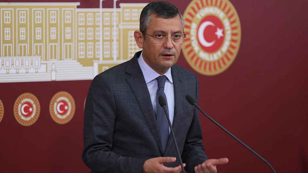 CHP'li Özgür Özel, Cumhurbaşkanı Erdoğan'a 50 bin lira tazminat ödeyecek