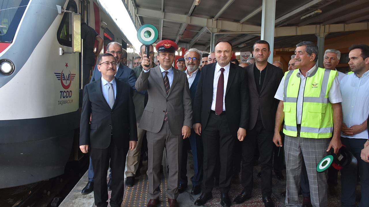 Malatya-Ankara arası Sivas Bölgesel Treni ile 6,5 saate düşecek