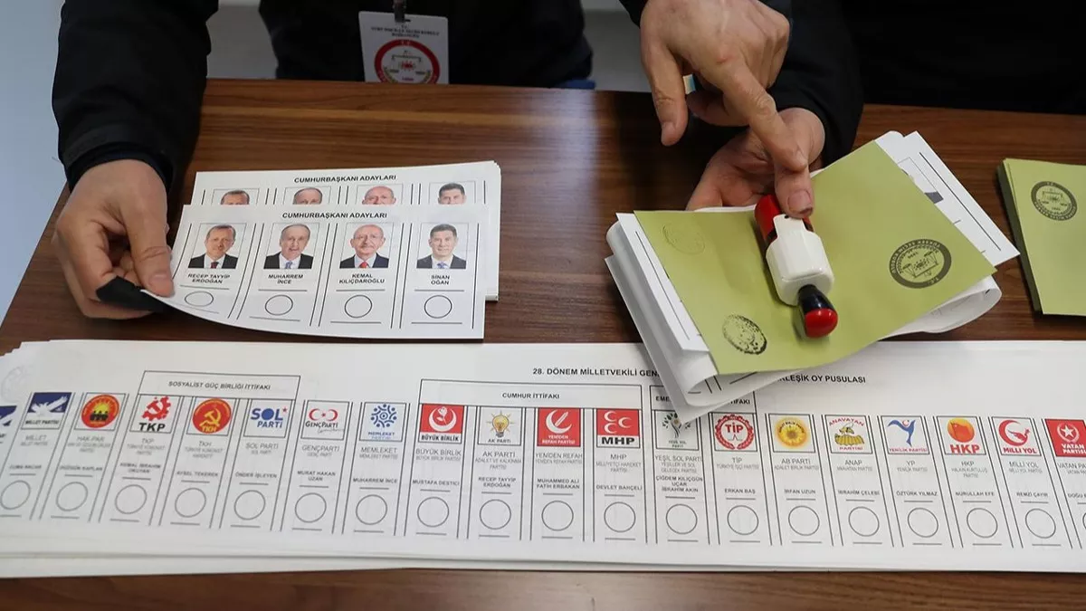 Türkiye'den OECD ülkelerine demokrasi dersi