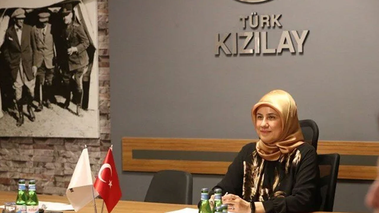 155 yıl sonra bir ilk: Kızılay başkanı Fatma Meriç Yılmaz oldu