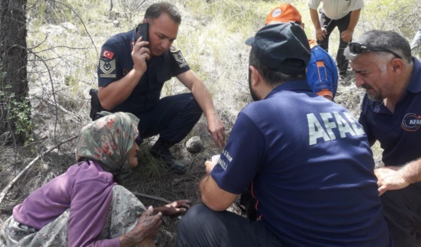 Kayıp olarak aranan 105 yaşındaki alzheimer hastası kadın 28 saat sonra bulundu