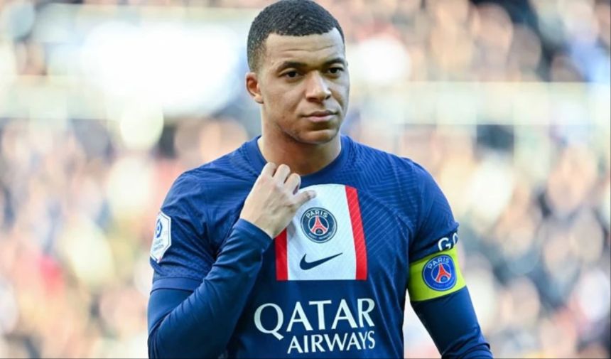 Mbappe'den 700 milyon euroluk teklife ret!