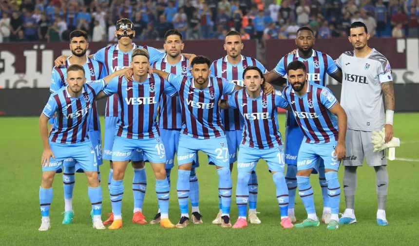 Beklenen haber geldi! Trabzonspor derbi maçının kamp kadrosunu açıkladı