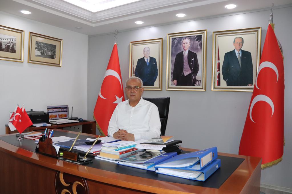 MHP Adana İl Başkanı Yusuf Kanlı: 86 günde domates yetişirken bir durağı neden bitiremediniz?