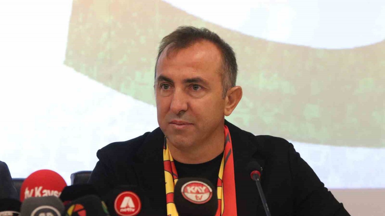 Kayserispor’da Recep Uçar imzayı attı