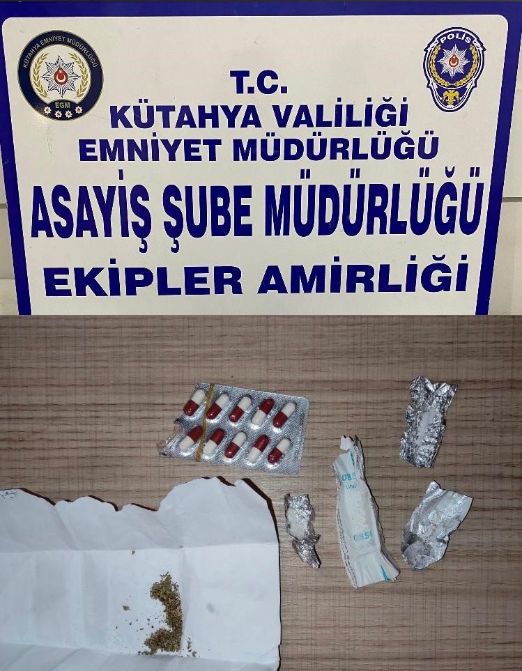 Kütahya’da bekçiler bir kişinin üzerinde uyuşturucu madde ele geçirdi