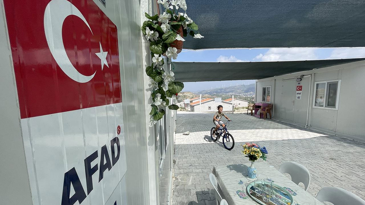 AFAD'a yapılan bağışların 63,5 milyar lirası depremzedelere ulaştı