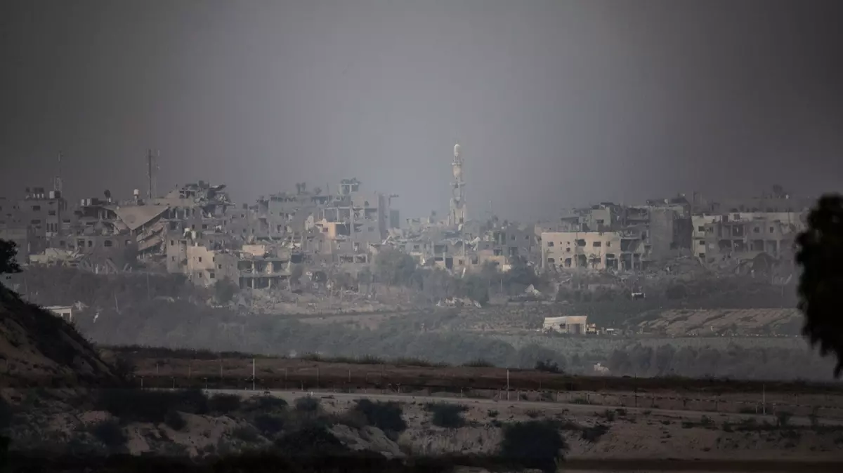 Gökyüzü maviliğini yitirdi! İsrail, Sderot'u hayalet şehre çevirdi