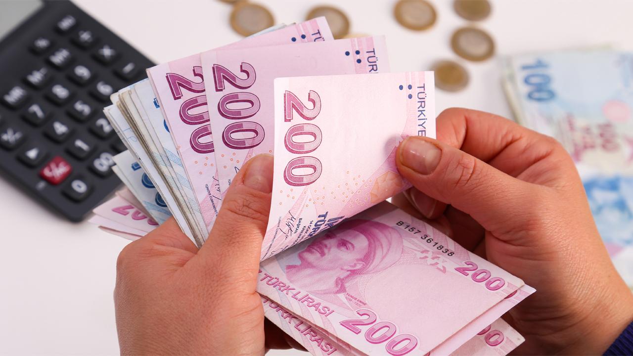 Emekliye 5 bin lira ödemesi bugün başlıyor