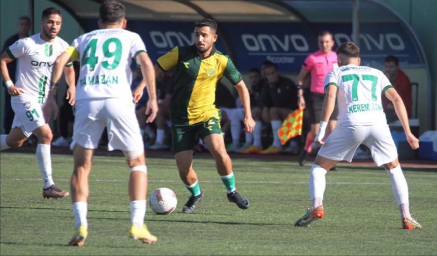 Türkiye'de futbol kulübüne silahlı saldırı! Oyunculara mermi yağdırdılar