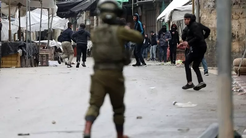 İşgalci İsrail, Batı Şeria'da Filistinli bir çocuğu öldürdü
