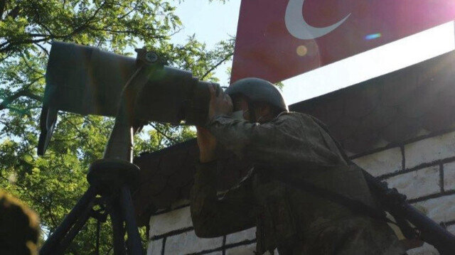 MSB: Türkiye'ye geçmeye çalışan 2 FETÖ mensubu yakalandı