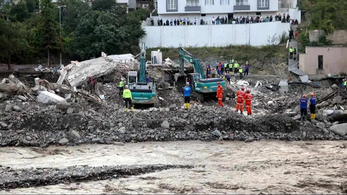 17 kişi ölmüştü... Ölçer Apartmanı'nın müteahhidine verilen ceza belli oldu