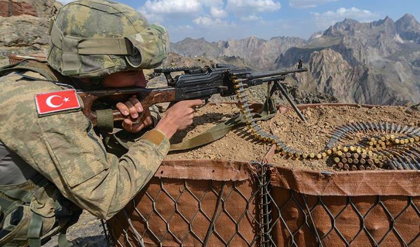 2 bölgede 5 PKK'lı terörist öldürüldü