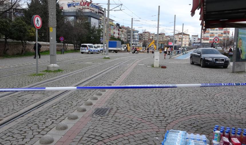 Tramvay yolunda panik! Ekipler harekete geçti