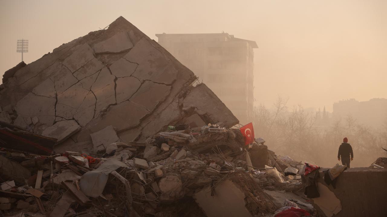 Fotoğraflarla asrın felaketi: Şehirlerin depremden önceki halleri görüntülendi!