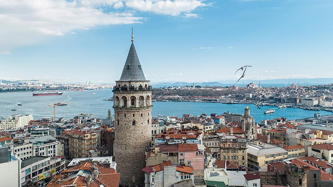 Galata Kulesi ziyaretçilere kapatıldı