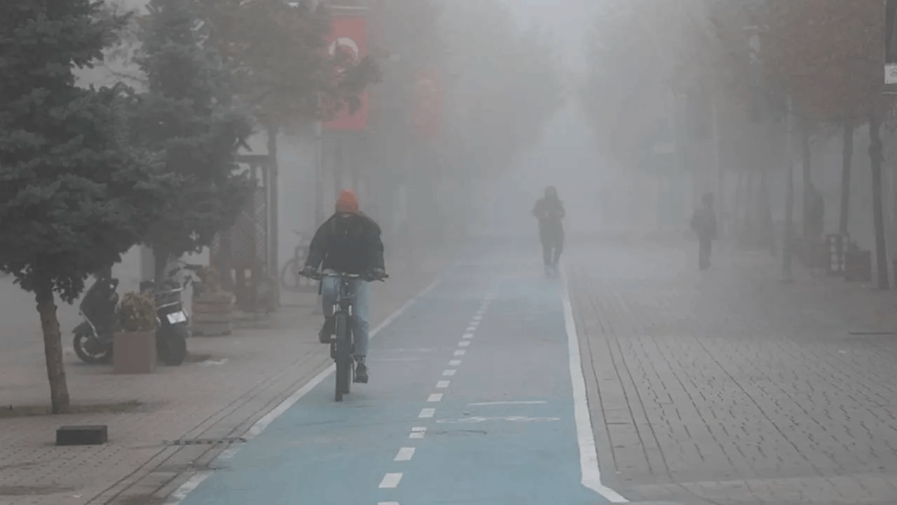 Meteoroloji'den sarı kodlu alarm: Çok sayıda il için fırtına ve sis uyarısı