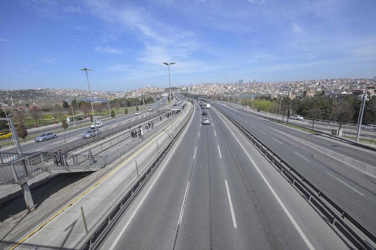 İstanbul'da seçim günü yollar boş kaldı
