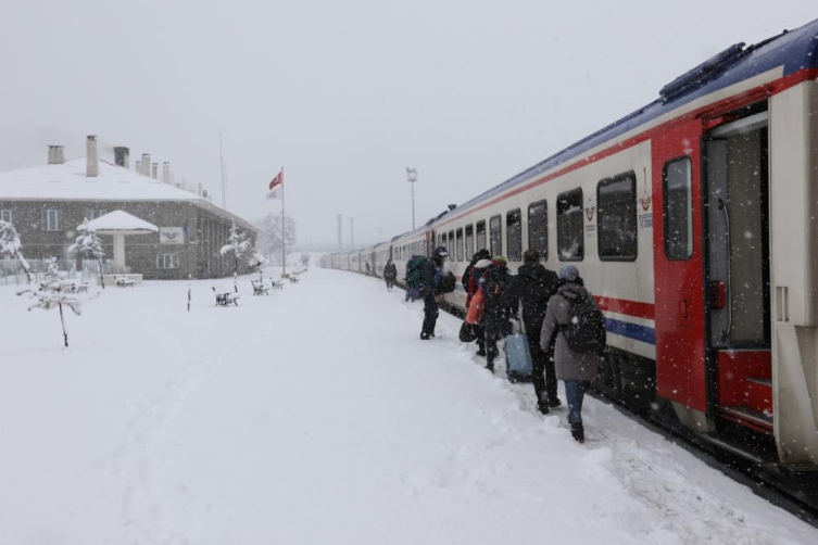 Ankara Tatvan1