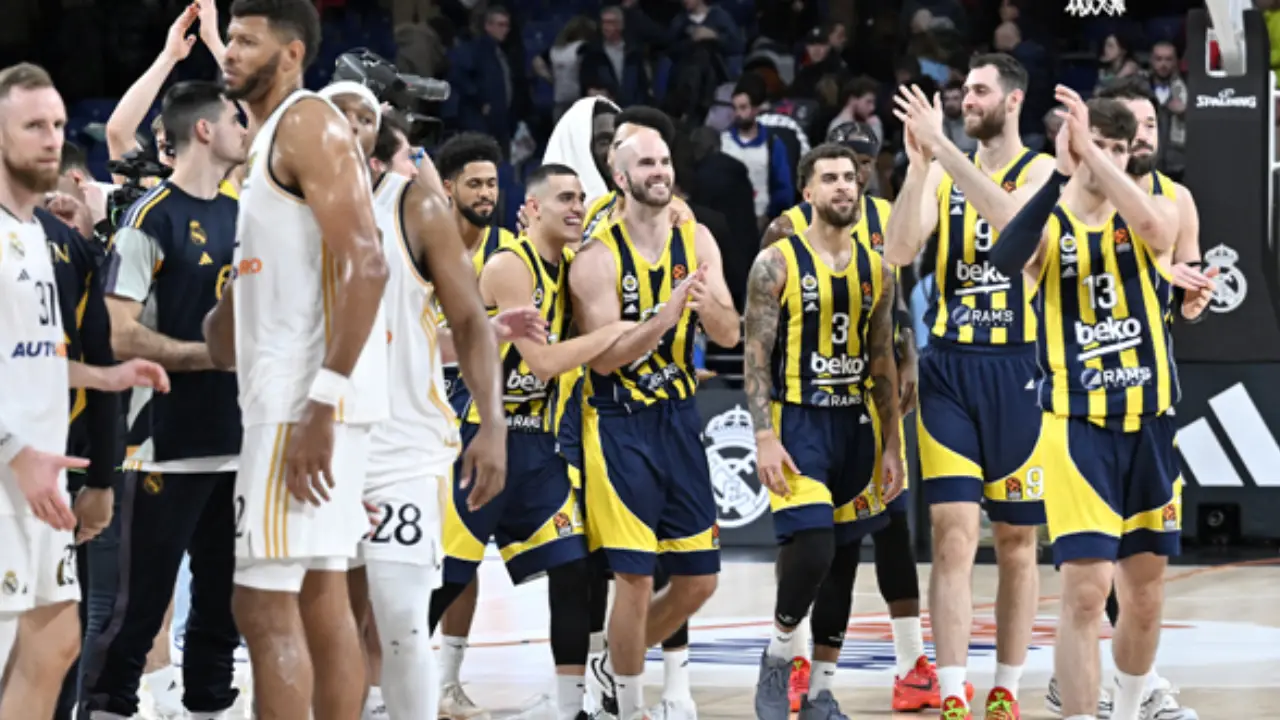 Fenerbahçe Beko'dan muhteşem zafer