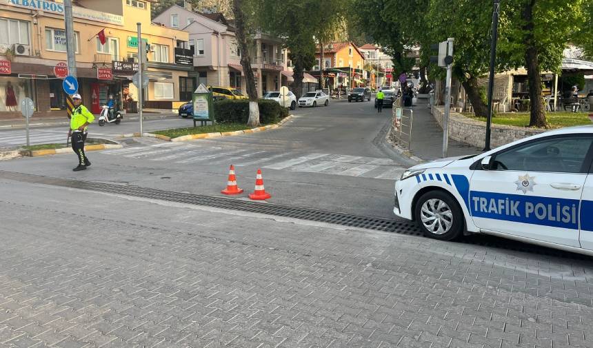 Seçim güvenliği nedeniyle yollar trafiğe kapatıldı