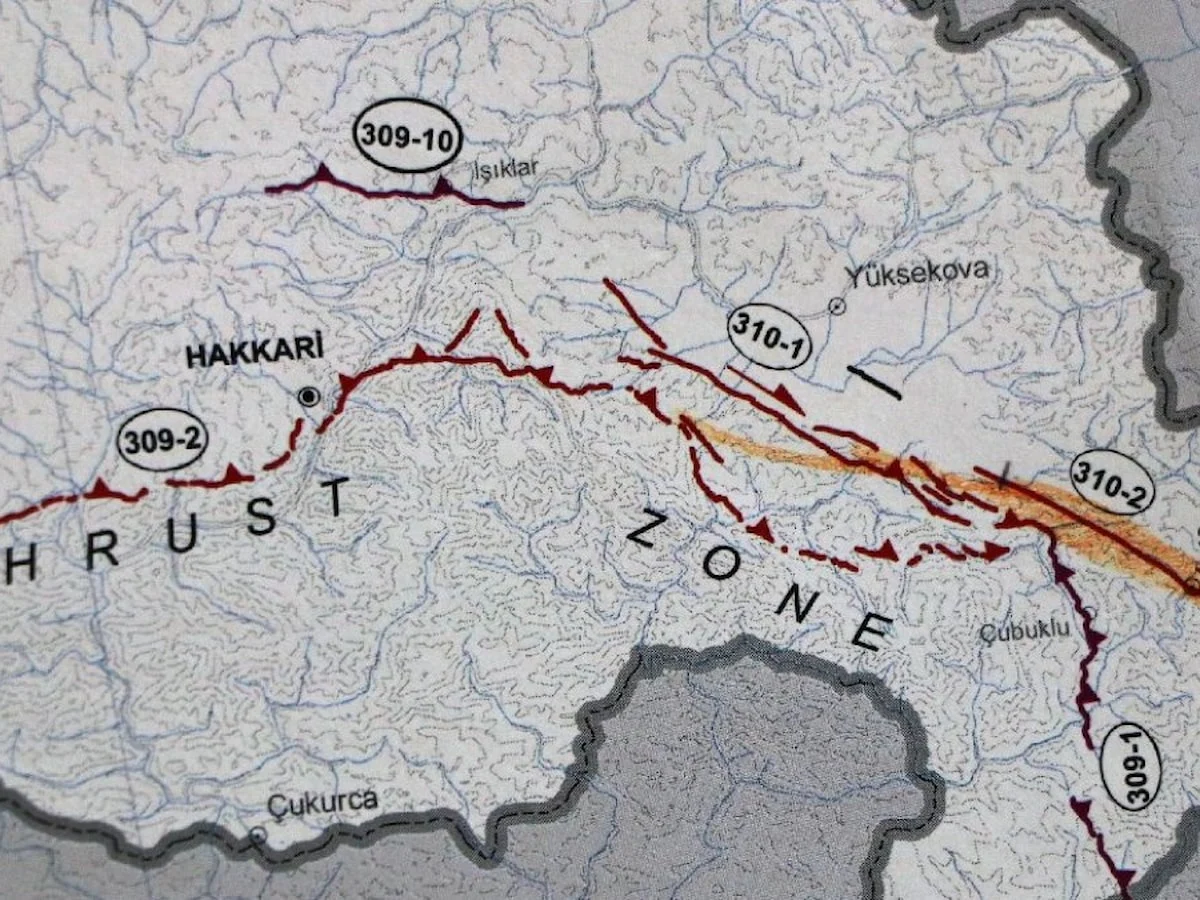 Hakkari'de 100 kilometrelik yeni fay hattı! Uzmanlar uyardı: Enerji bu alanda birikti