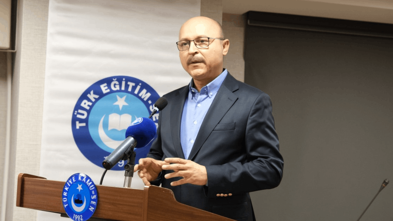 Türk Eğitim-Sen Genel Başkanı Talip Geylan'dan 23 Nisan açıklaması