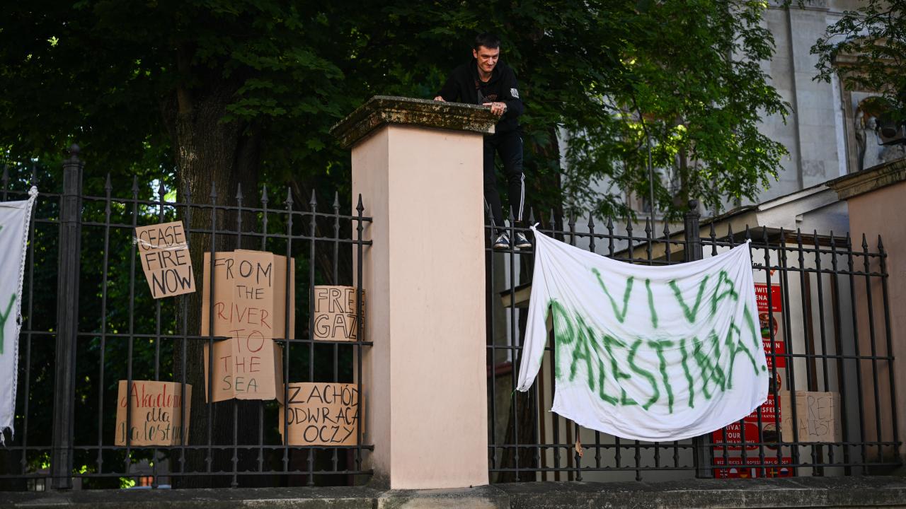 Tüm dünyada Filistin'e destek gösterileri devam ediyor