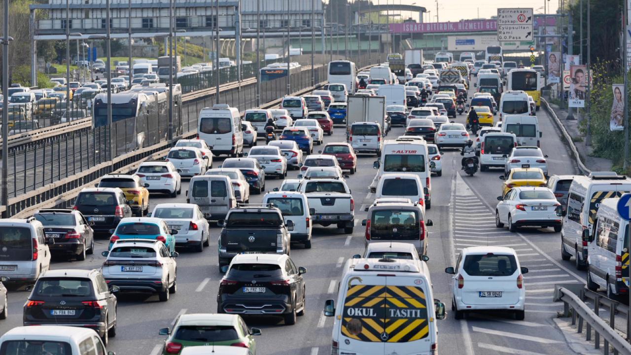 İstanbul'da bazı yollar trafiğe kapatılacak