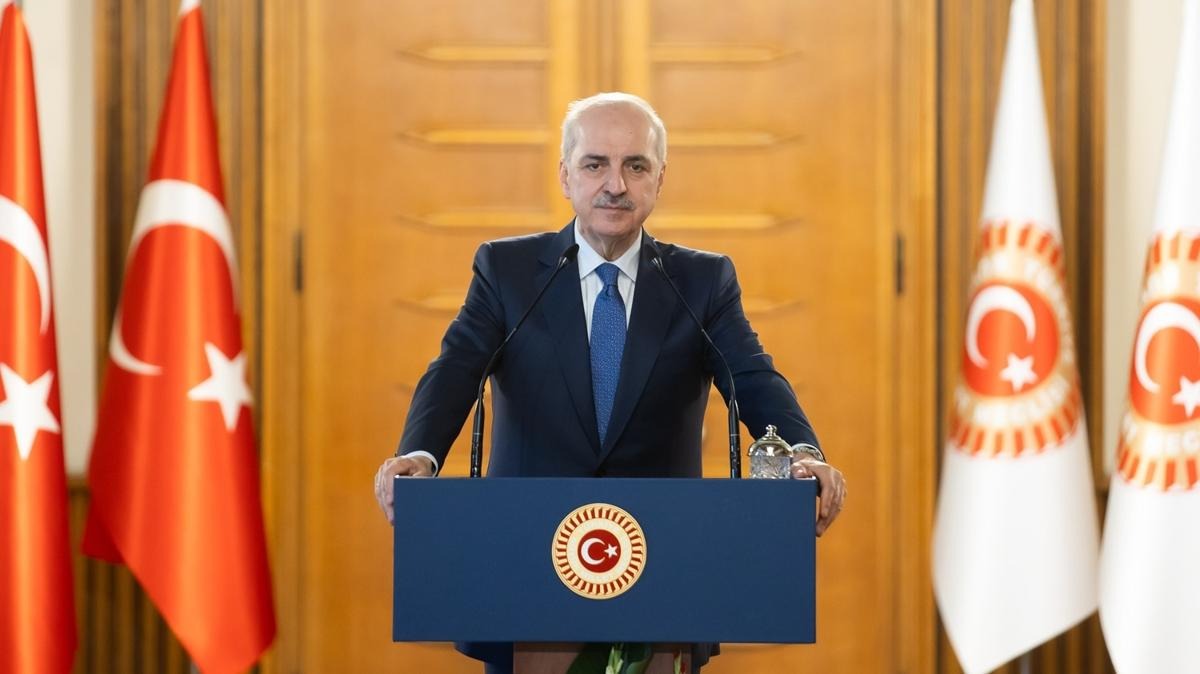 Kurtulmuş: Türkiye'nin bu coğrafyada güçlü bir şekilde ayakta durmaktan başka bir şansı yoktur