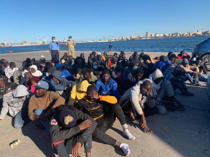 Libya, 58 Mısırlı düzensiz göçmeni sınır dışı etti