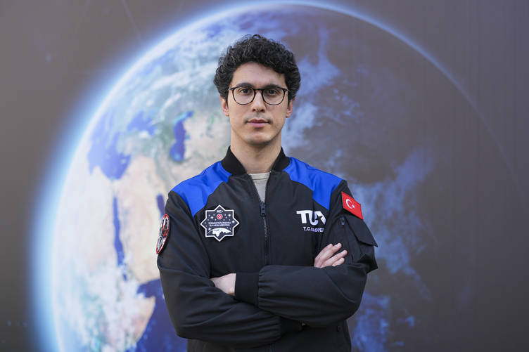 Türkiye'nin ikinci astronotu Cihangir Atasever uzay yolcusu